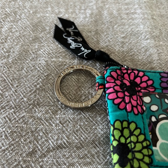 Vera Bradley Disney CC Holder RARE!NWOT - Picture 3 of 5